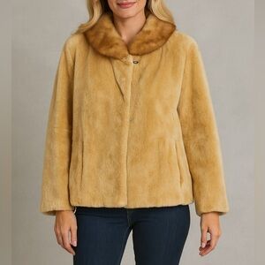 Vintage Giddings Women’s Fur Coat | Nutria & Mink Collar | Swing Jacket | S-M